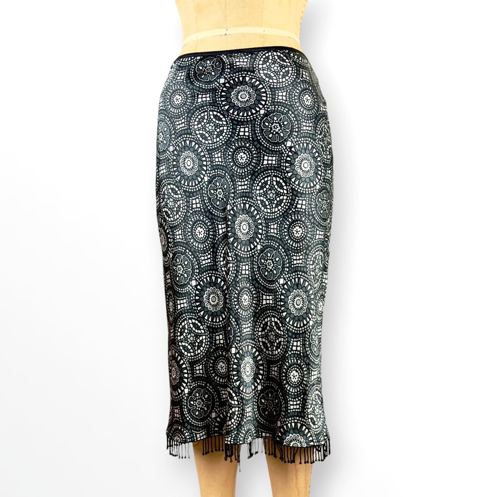 Y2K Wet Seal Fringe Skirt Iridecent Dark Cyber Mandala Print Whimsy Goth Size S - Picture 2 of 9